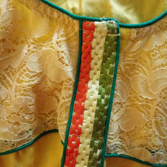 Nice women s dress - Picture 5 of 8